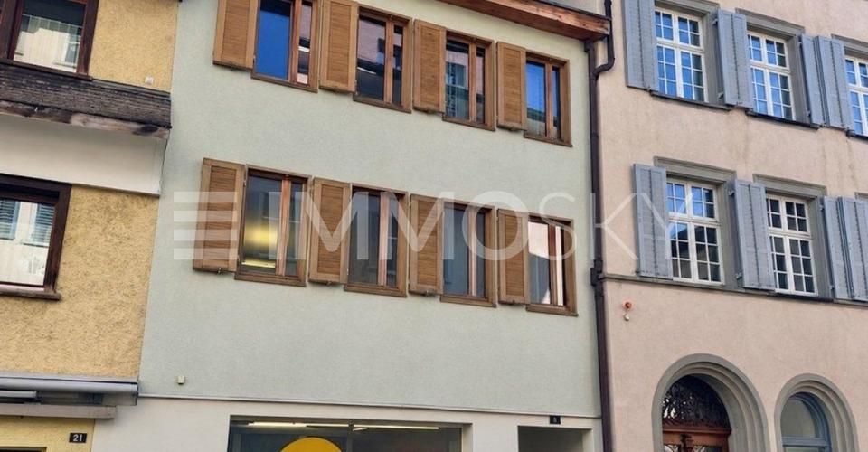 Zwei Wohnungen sowie ein Ladenlokal - alles vermietet - Immeuble résidentiel 8 pièces - image - 1