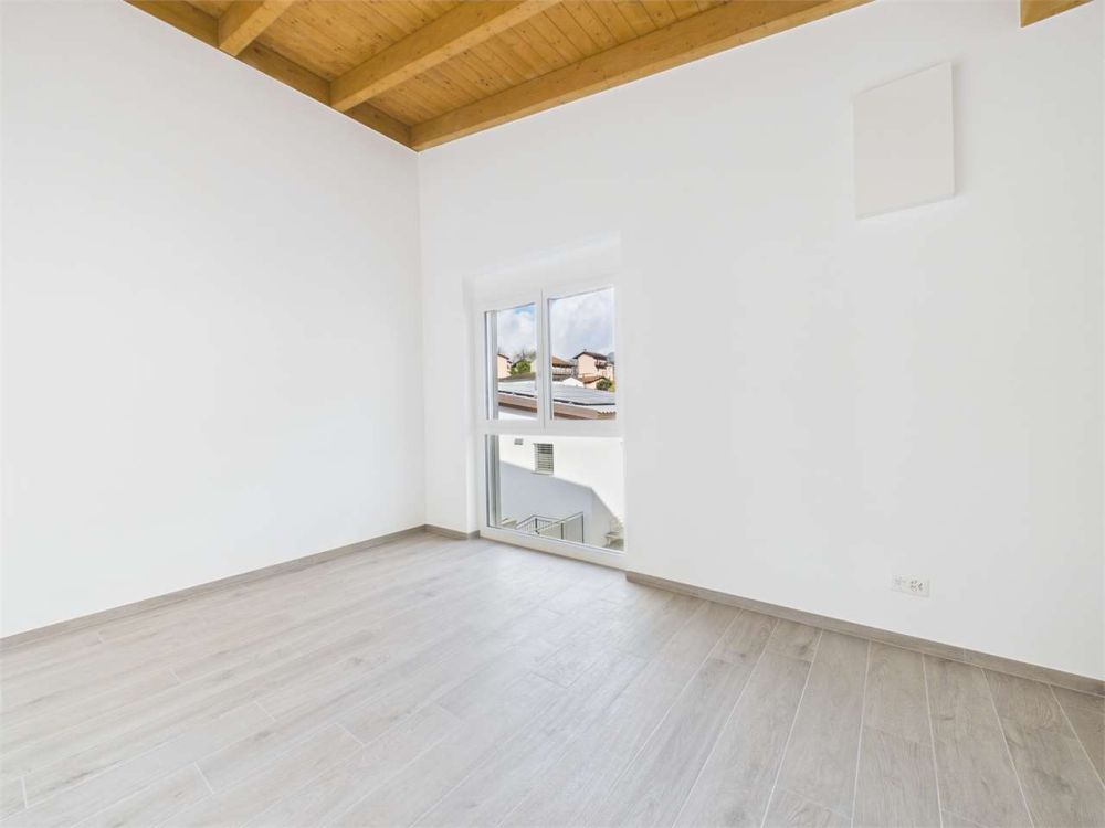 Schöne neu gebaute Villa in Sant'Antonino -  Bild 10