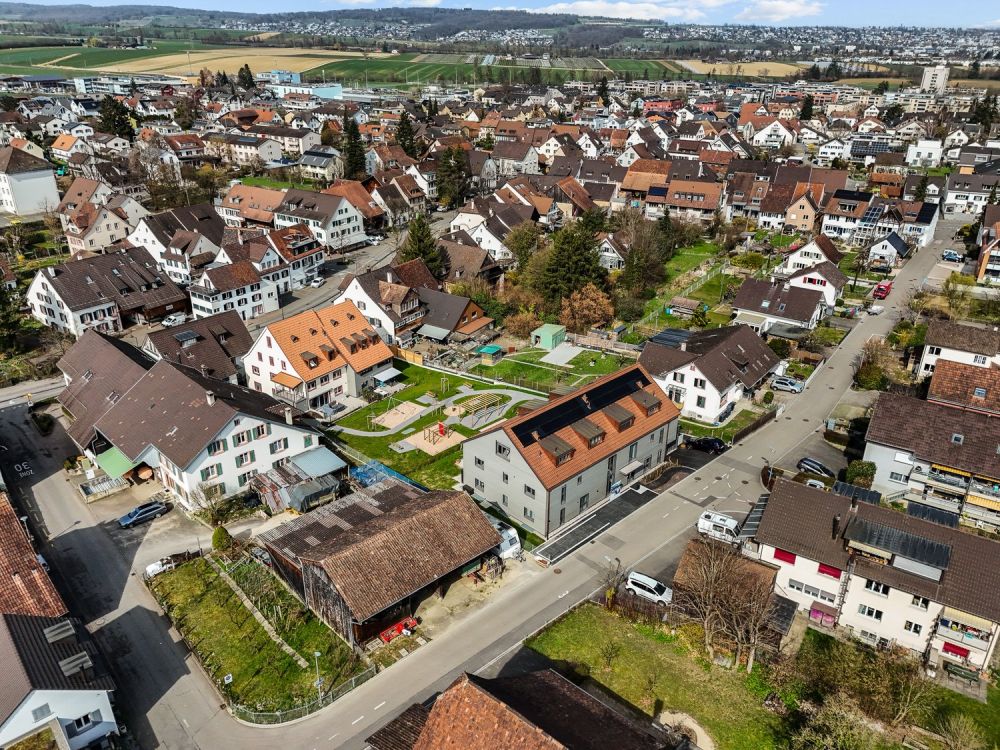 Jetzt fertiggestellt : Top-3,5-Zimmer-Wohnung mit privatem Garten ! B02 -  Bild 3
