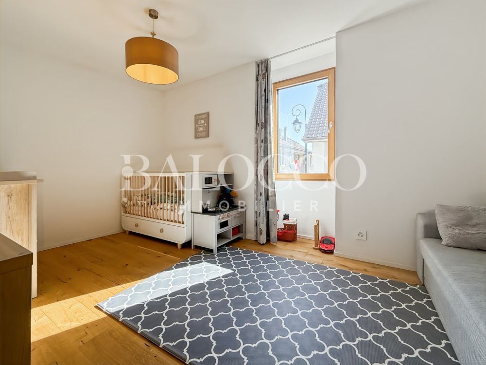 Wie ein Dorfhaus im Zentrum des Dorfes - Chambre enfant 2 - Balocco Immobilier