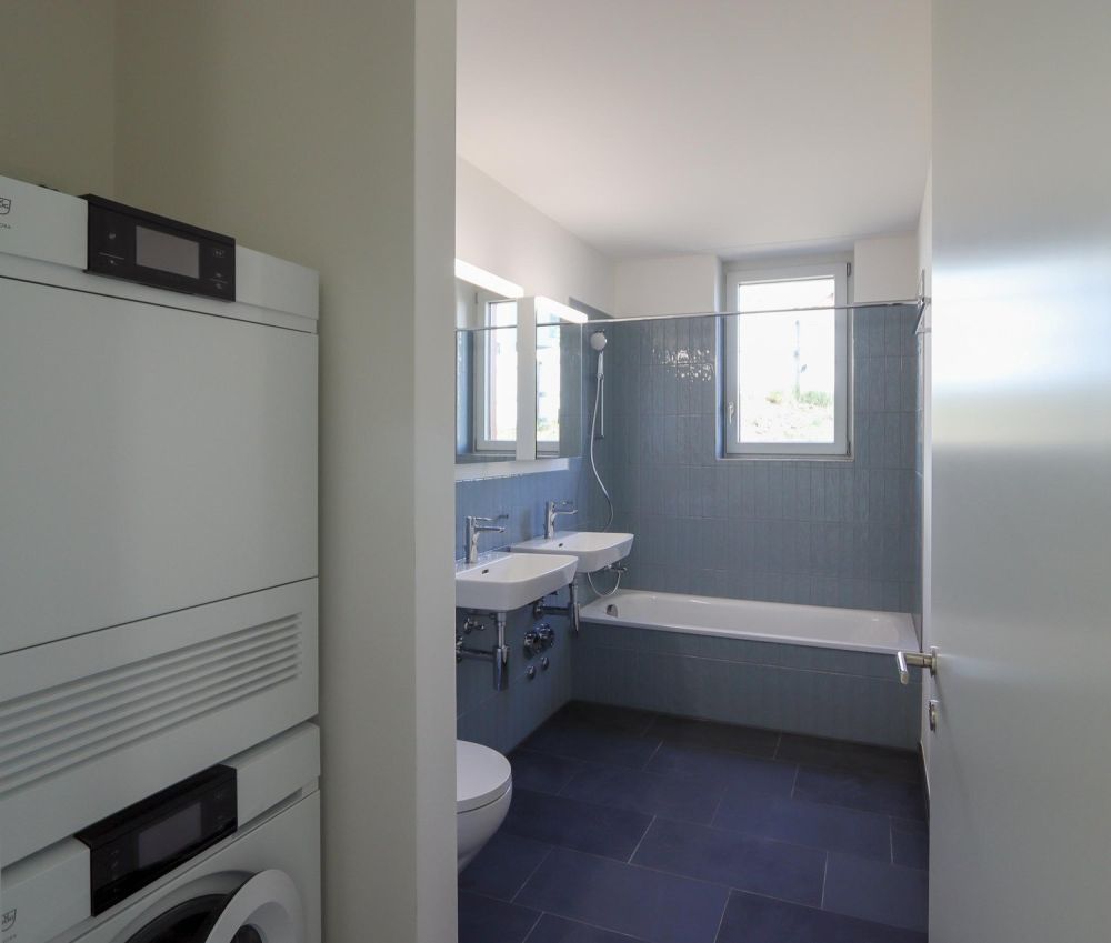 Hochwertige 4.5 Zi-Neubauwohnung im EG  zentral und naturnah gelegen -  Bild 10