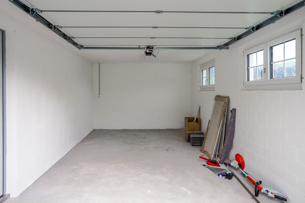 Moderner Neubau inmitten der Appenzeller Hügellandschaft - Garage
