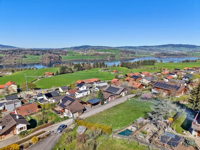 MAGNIFIQUE APPARTEMENT NEUF AVEC VUE LAC ET MONTAGNES À BOTTERENS -  Bild 6