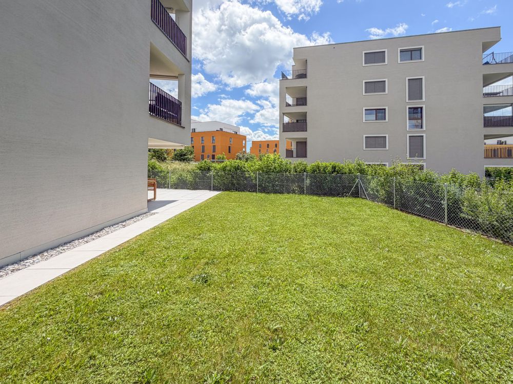 Wohnung mit 2.5 Zimmern im Erdgeschoss, großer Garten und Terrasse - Jardin