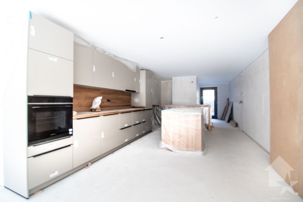 Val-d'Illiez, superbe duplex de 182 m2 avec bureau professionnel - Bild 3