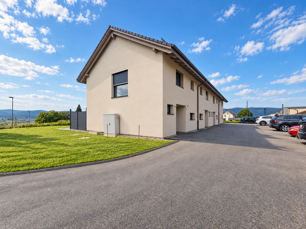 Villa contiguë contemporaine de 5.5 pièces avec jardin -  Bild 12