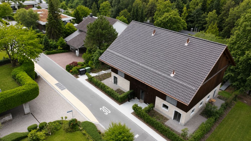 HOCHWERTIG - EXCLUSIV AN RUHIGER LAGE! Kopie -  Bild 1