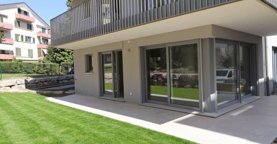 Rare à saisir! Magnifique appartement neuf en rez-jardin, 3 chambres, très proche du centre, quartier sans aucune nuisance! - Appartement terrasse 4.5 pièces - image - 4