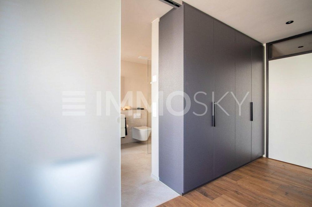 Letzte Einheit - Exklusives Terassenhaus an unverbaubarer Lage - Bad en Suite mit Ankleide