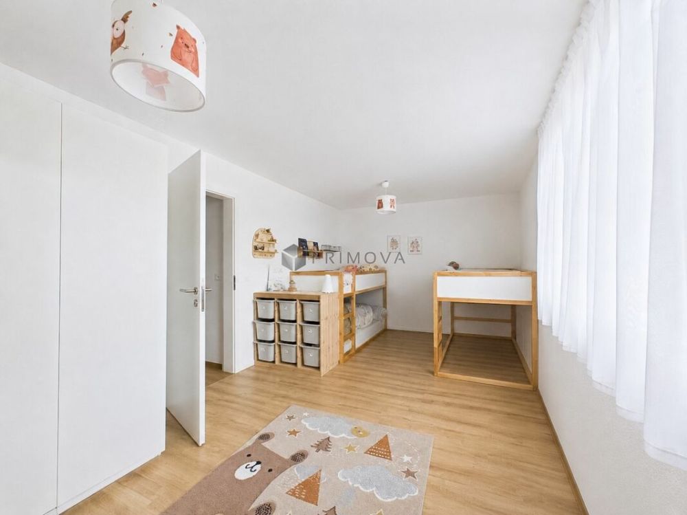 Neuwertiges Doppeleinfamilienhaus zum Greifen nah! -  Bild 5