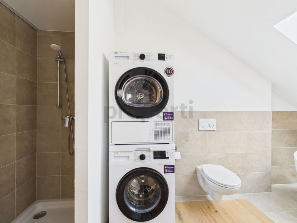 Charmante Neubauwohnung im Dachgeschoss in Grossdietwil  modern, ländlich & einzigartig - Image 7