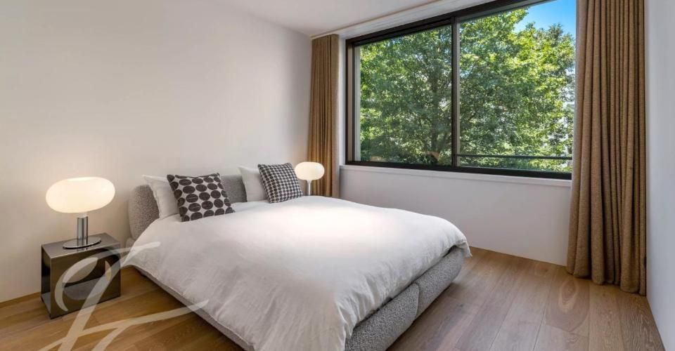 EXCLUSIVITÉ - Les Eaux-Vives ? Élégance contemporaine au coeur de Genè - Appartement 6 pièces - image - 11