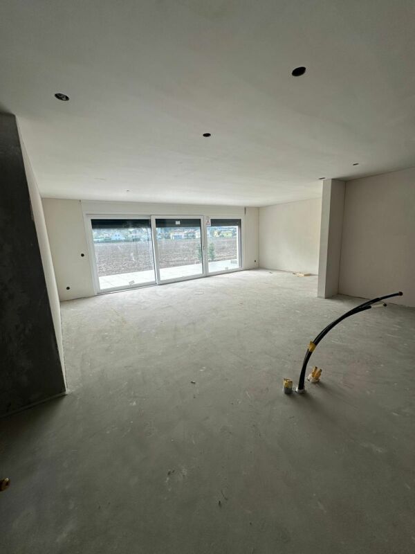 Elegante 5.5 Zimmer Maisonette-Wohnung mit Weitblick - Bild 8