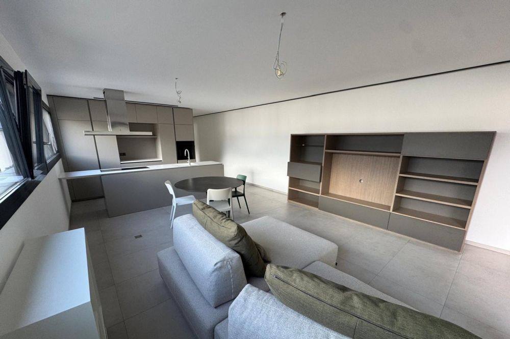 Nuovissimo 2,5 in medio-alto standing non come residenza secondaria -  Bild 1