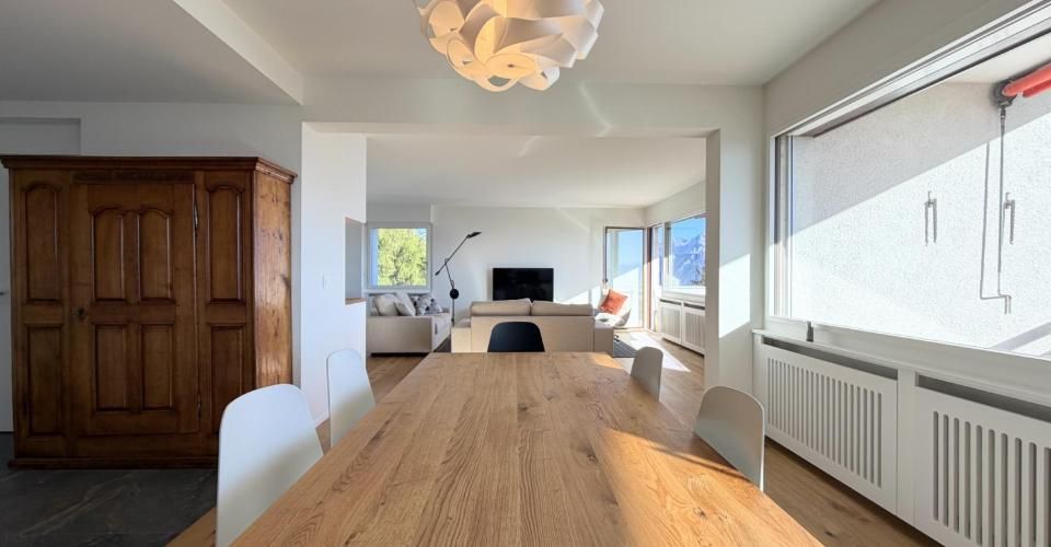 Location à l'année d'un duplex de luxe à Crans-Montana – Dernier étage, vue montagnes & pistes de ski - Duplex 4.5 pièces - image - 2