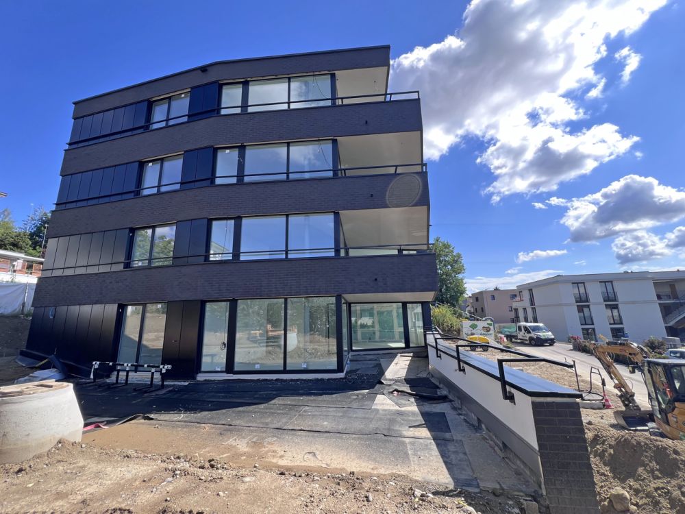 4.5 pièces au rez-de-jardin - Élégance architecturale ! - Lot 1 - Terrasse