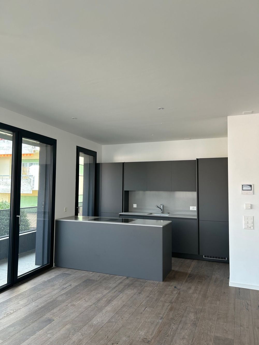 CANOBBIO - MODERNES 2.5-ZIMMER-WOHNUNG ZUM VERKAUF -  Bild 3