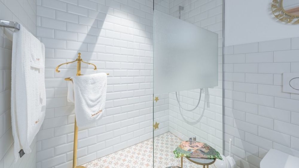 GEMÜTLICHE UND GROSSZÜGIGE 3.5 ZIMMER-WOHNUNG IN REBSTEIN -  Bild 9