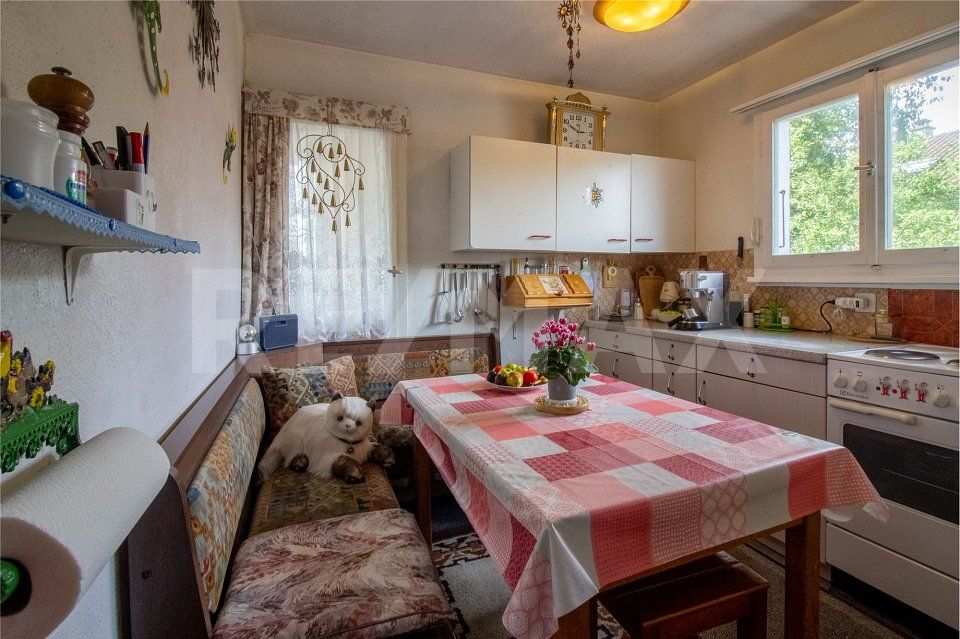 Charmantes 4½ Zimmer Chalet mit Weitblick über Feld und Flur im Wohnrecht -  Bild 2
