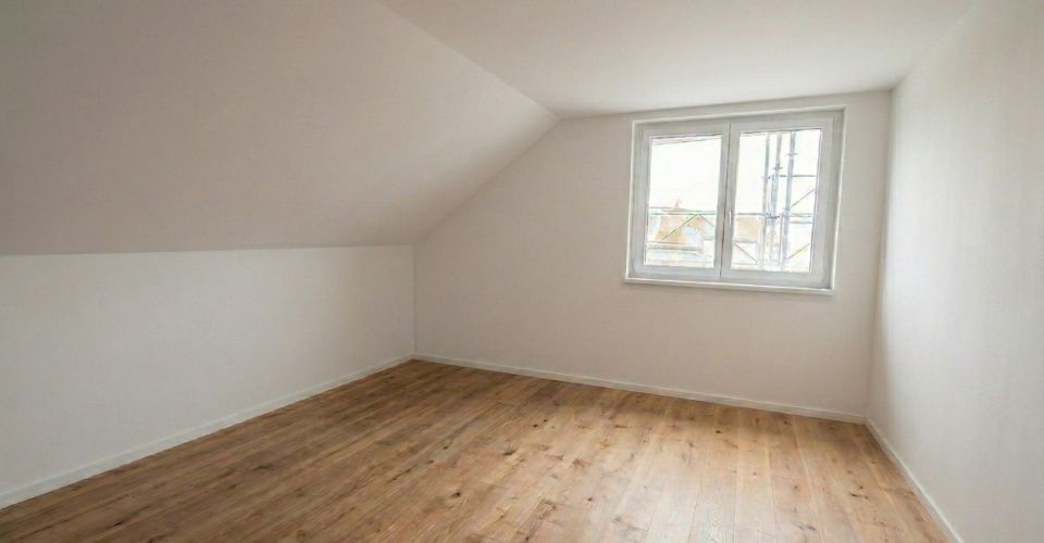 UN LOT D'EXCEPTION AVEC JARDIN, TERRASSE SANS VIS-À-VIS ET VUE MONTAGNES ! - Appartement 4.5 pièces - image - 4