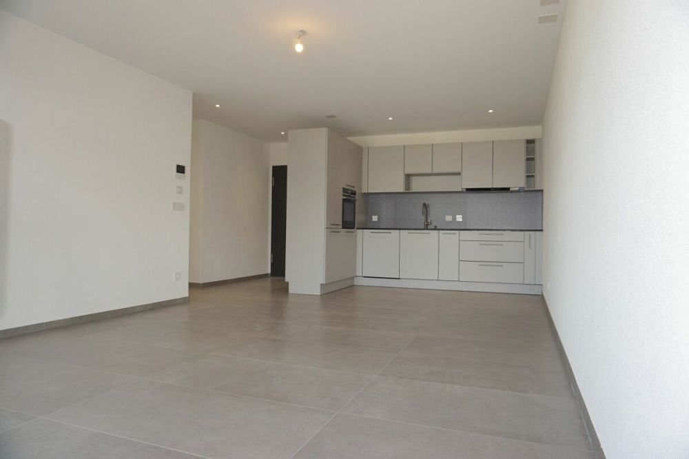 Appartement de 3,5 pièces - Surface net de 74 m2 - Terrasse de 19 m2 - orienté ouest -  Bild 1