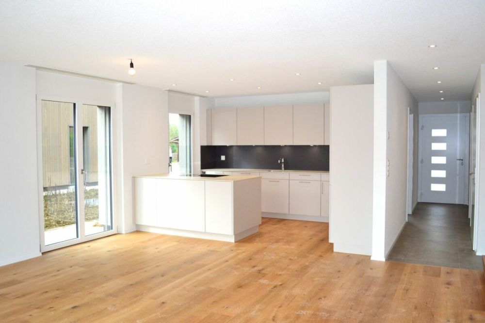 Topmoderne 5,5-Zimmer-Doppel-Einfamilienhäuser in Schwadernau BE - Bild 8