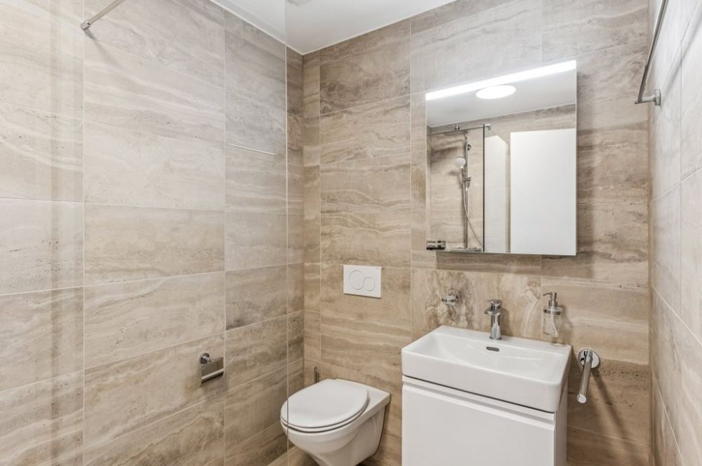 TOPMODERNE 2.5-ZIMMER-WOHNUNG IN MENZIKEN -  Bild 6