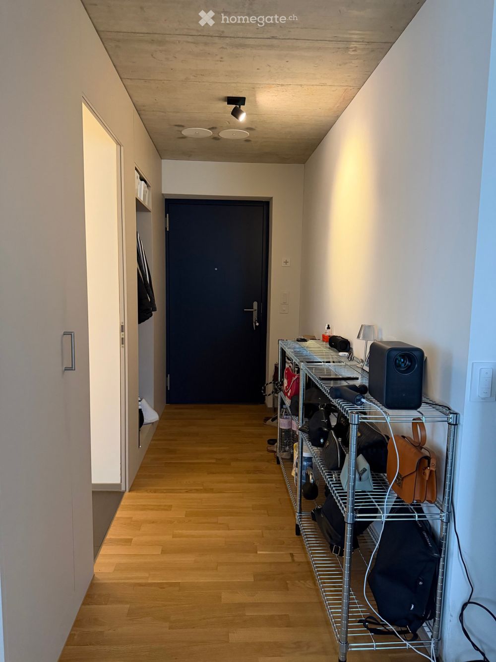 Helle 1.5-Zimmer-Wohnung im 6. OG mit schöner Aussicht in Kloten -  Bild 4