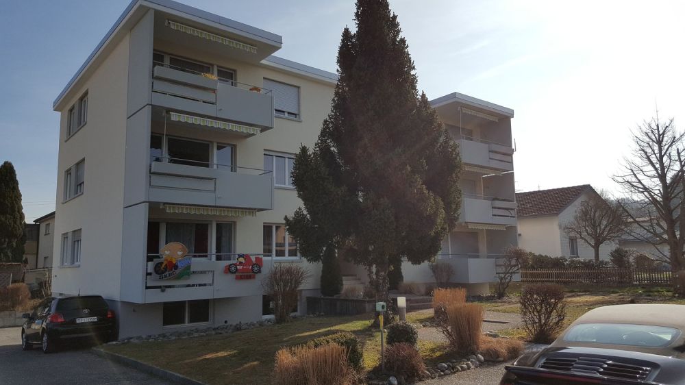 Schöne 3.5 Zimmerwohnung -  Bild 1