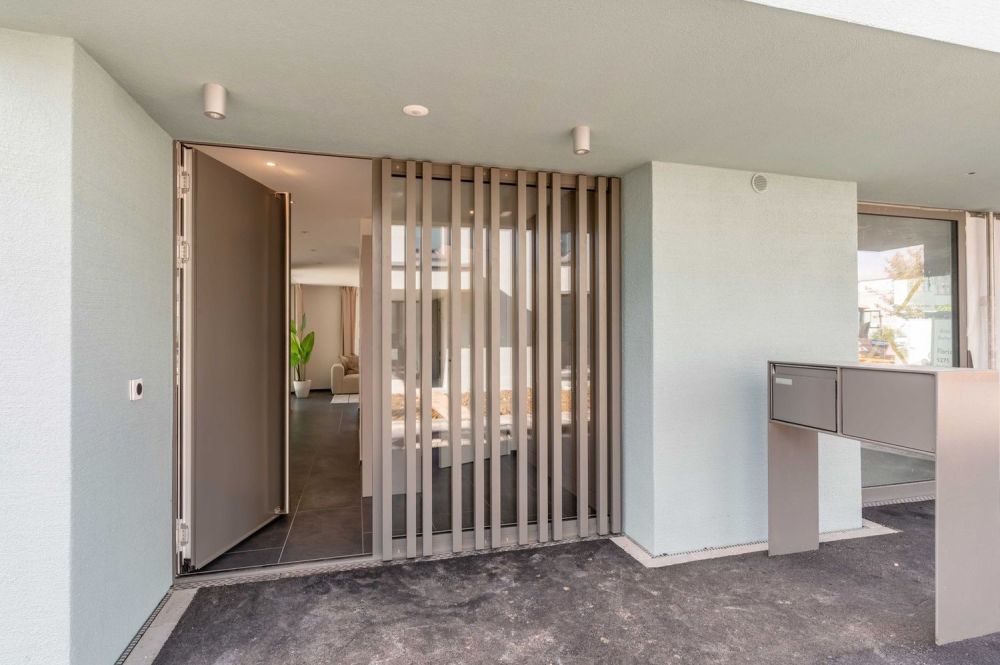 5.5-Zimmer-Doppeleinfamilienhaushälfte in kinderfreundlicher Umgebung -  Bild 2