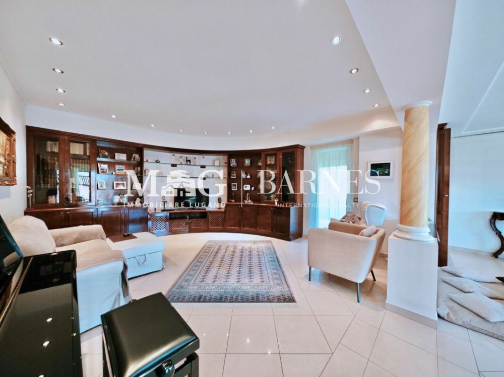 Lugano, Manno: VILLA SIGNORILE, elegante con piscina e dépendance - Bild 9