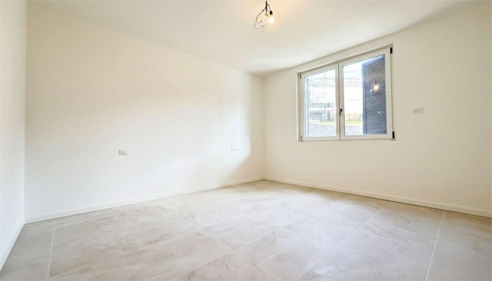 Nuovo e ampio trilocale con con grande terrazzo in residenza con Pisci -  Bild 12