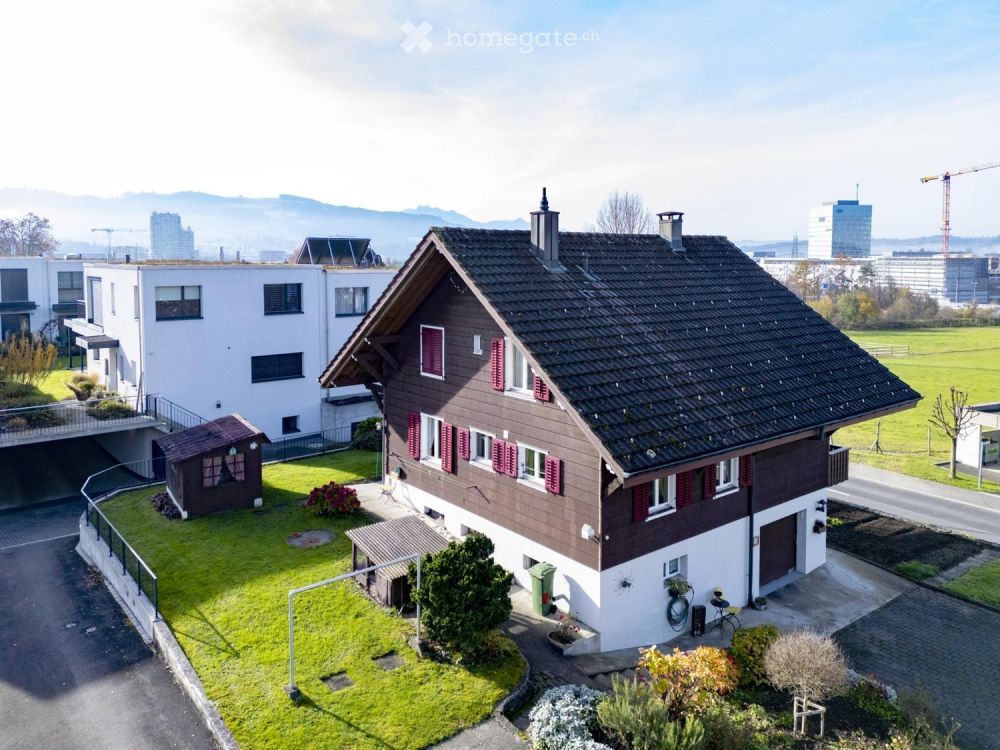 Charmantes 6-Zimmer-Einfamilienhaus an zentraler Lage in Holzhäusern (Bauland) - Bild 3