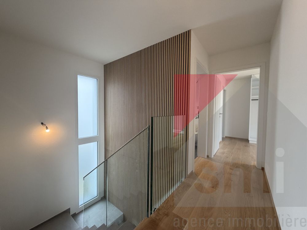 RARE : villa individuelle dans le quartier de Jéricho, à Bulle - Etage