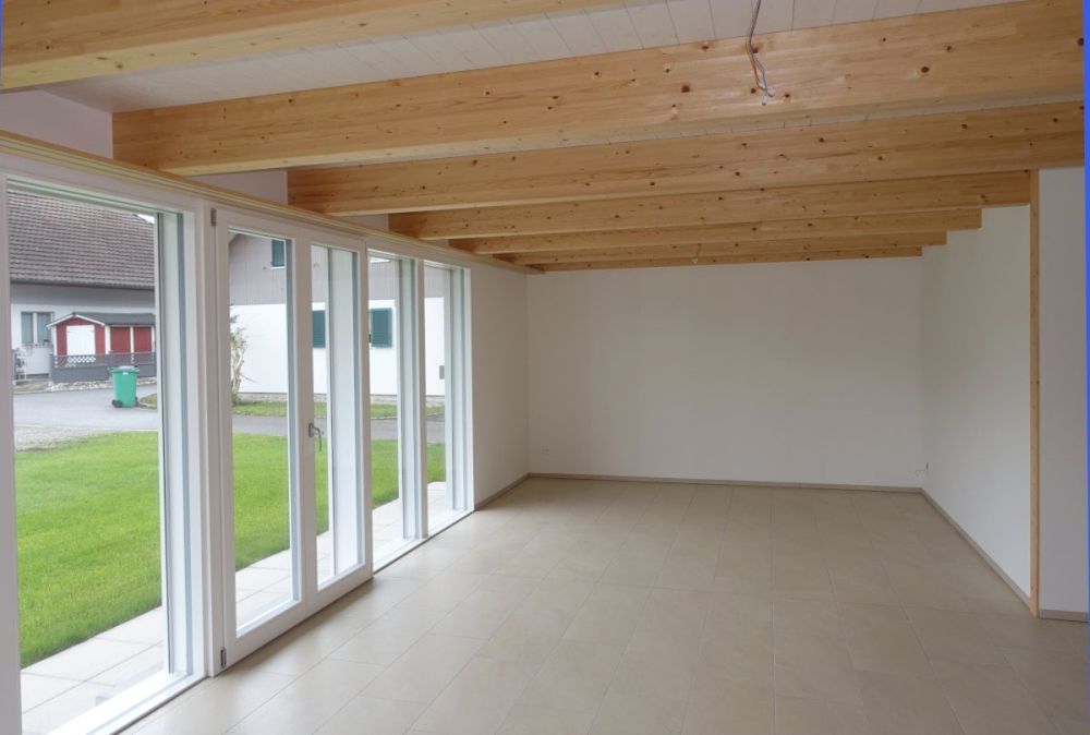 Schönes 6.5-Zimmer Einfamilienhaus mit viel Holz -  Bild 7