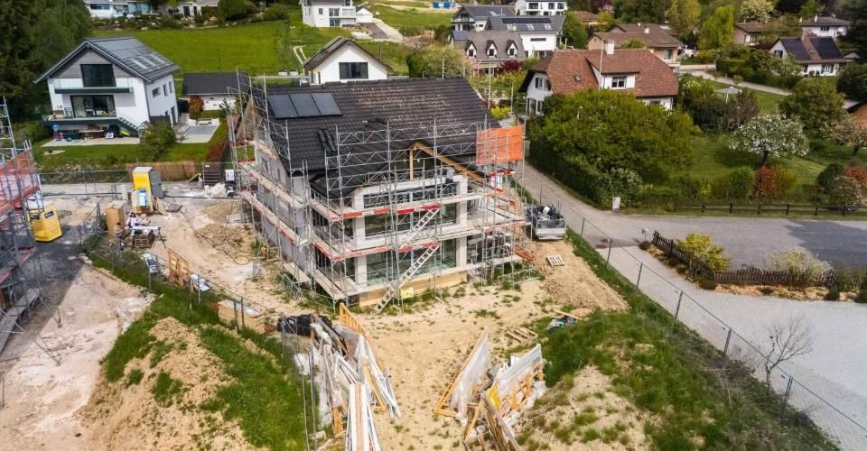 Villa contemporaine neuve d'exception comprenant deux appartements indépendants - Villa 9 pièces - image - 10