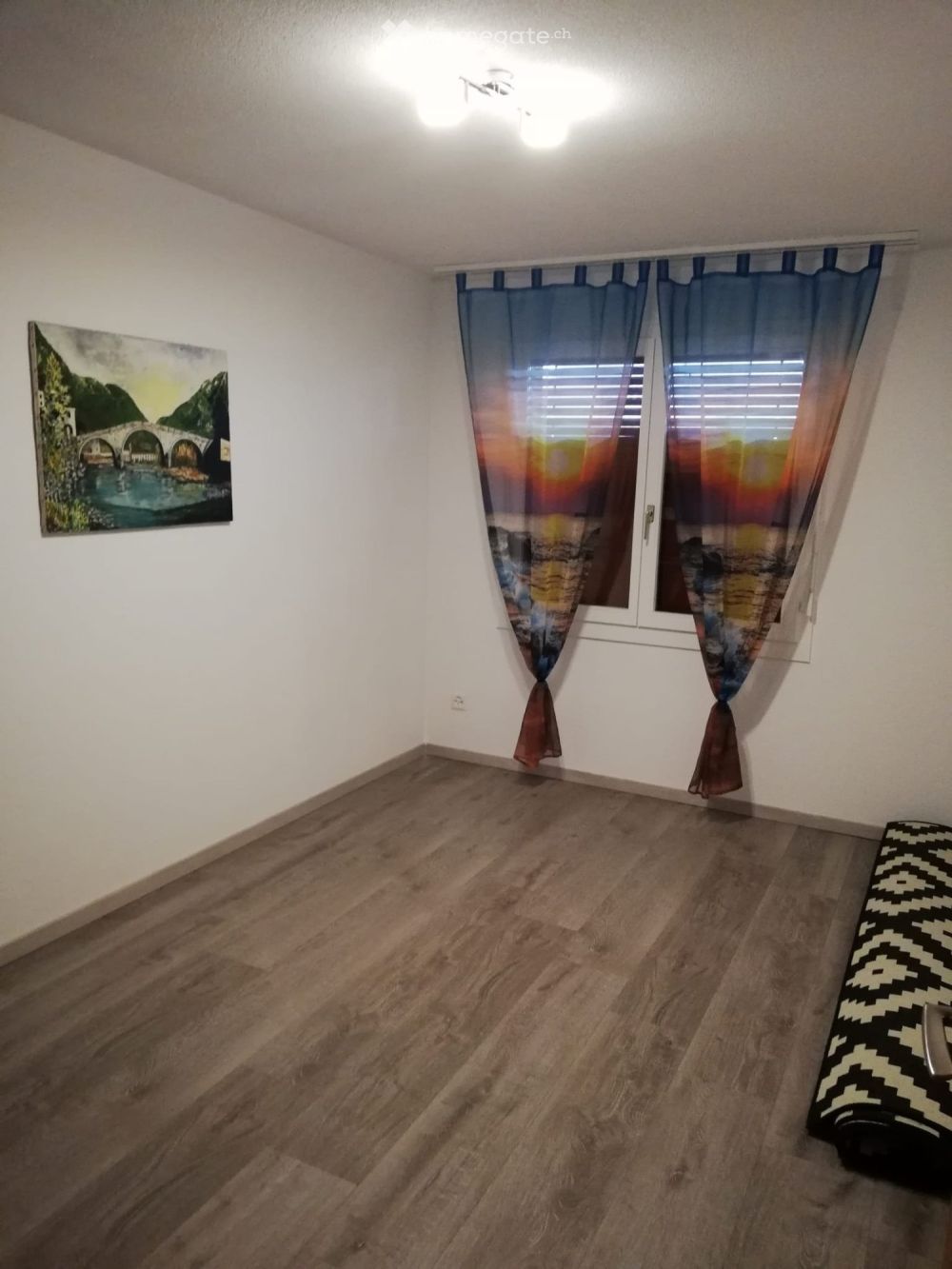 Moderne 4.5 Zimmer Wohnung inkl. Einstellhallenplatz - Bild 3