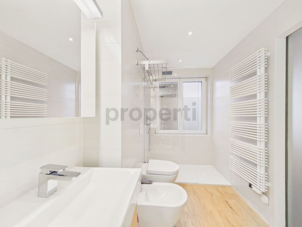 Exklusive 6.5-Zimmer-Attikawohnung mit sonnigem Balkon in Basel - Image 6