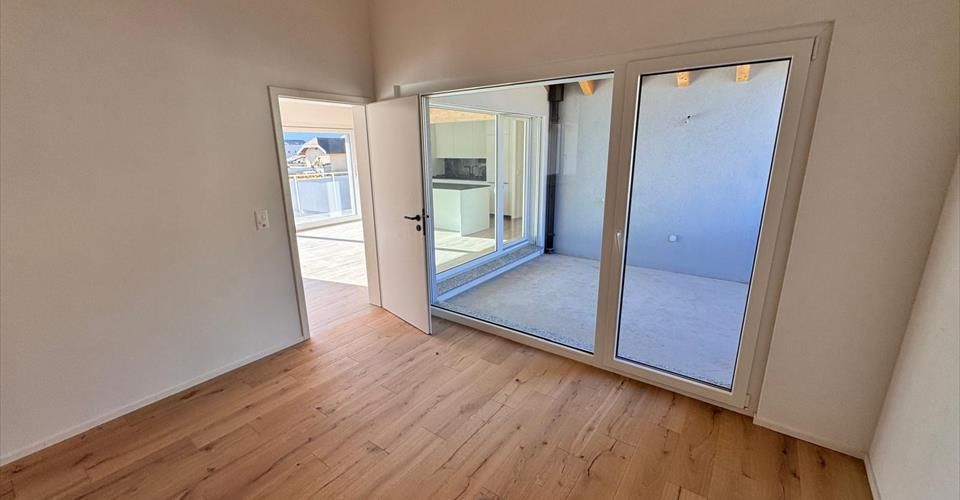 Appartement de 4 1/2 et studio à vocation commerciale - Attique 5.5 pièces - image - 11