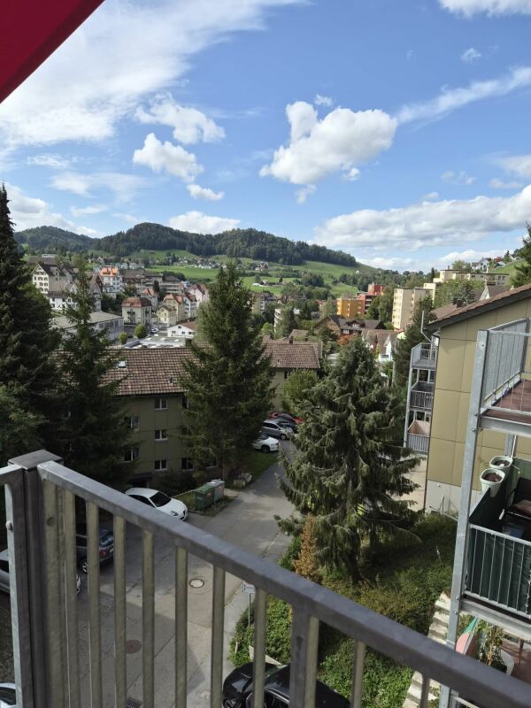 grosse 4 Zimmerwohnung -  Bild 10
