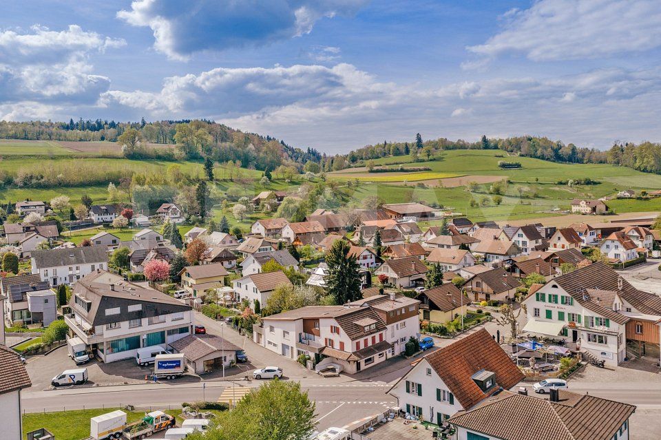 Mehrfamilienhaus mit Optionen -  Bild 1