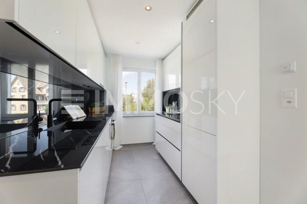 Willkommen Zuhause - frisch renoviert und bezugsbereit - Moderne Küche mit Neusten Geräten