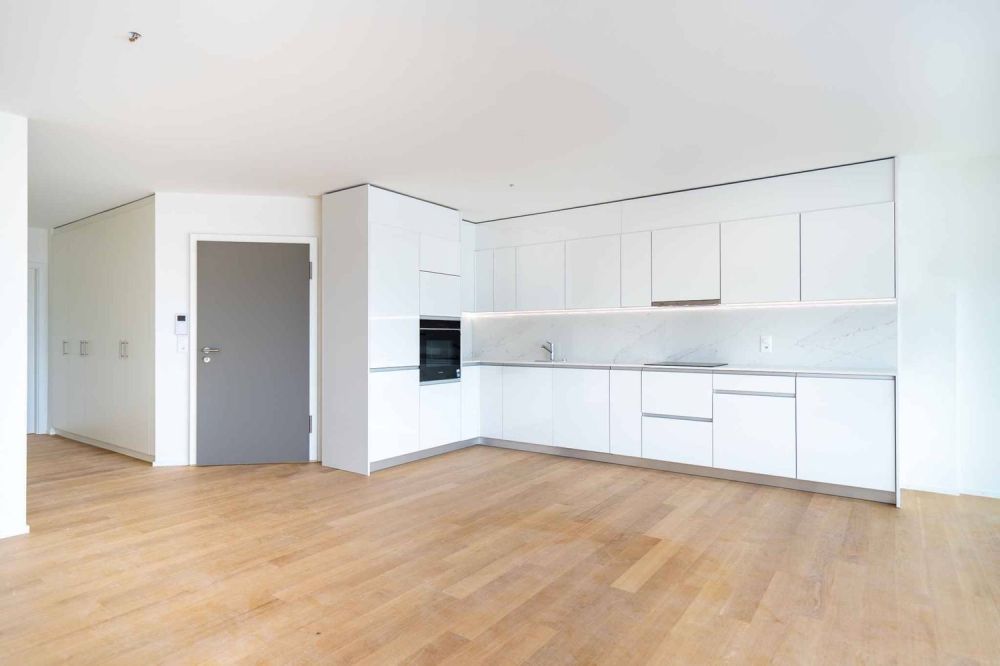 UNIQUE! Attique de 5.5 pièces de 180m2 bénéficiant d'un rooftop terrasse de 168m2 avec vue panoramique sur le lac et les Alpes -  Bild 3