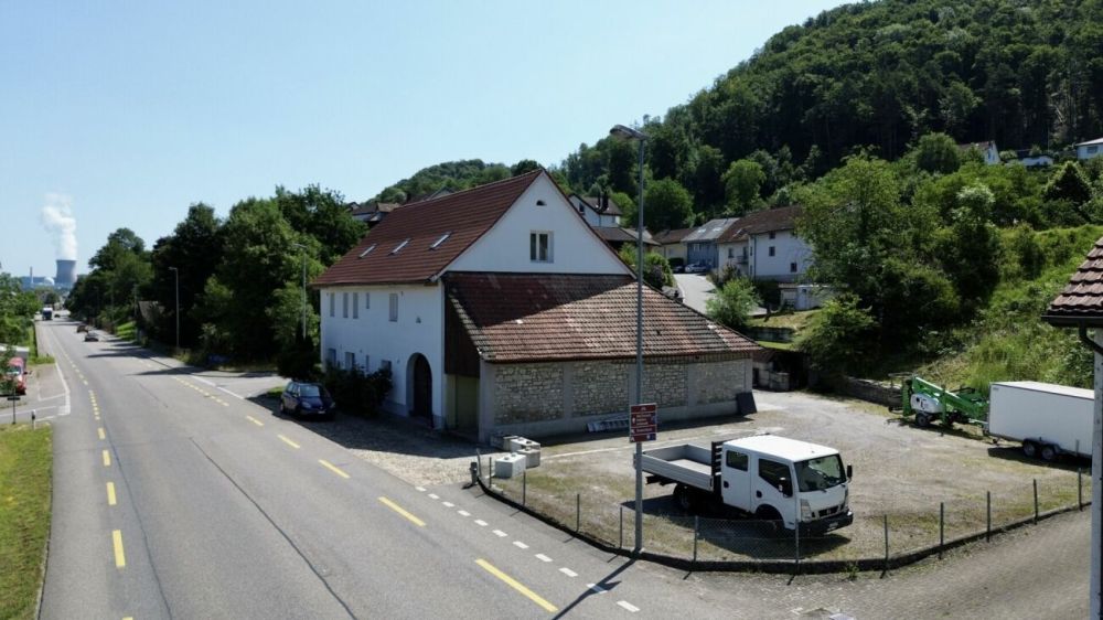 Wo Familien wachsen und Träume bauen - Mehrfamilienhaus mit Ausbaureserve -  Bild 1