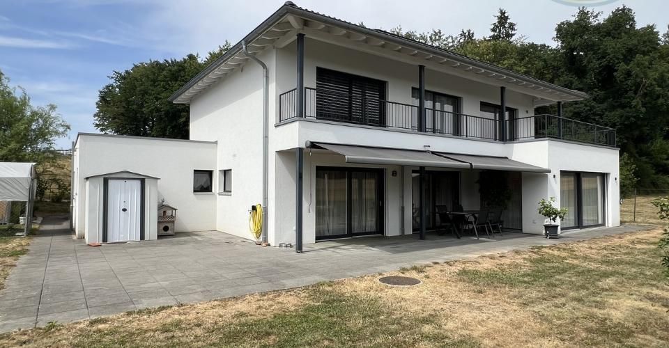 Maison contemporaine en lisière de forêt à Bonfol - Maison 5.5 pièces - image - 1