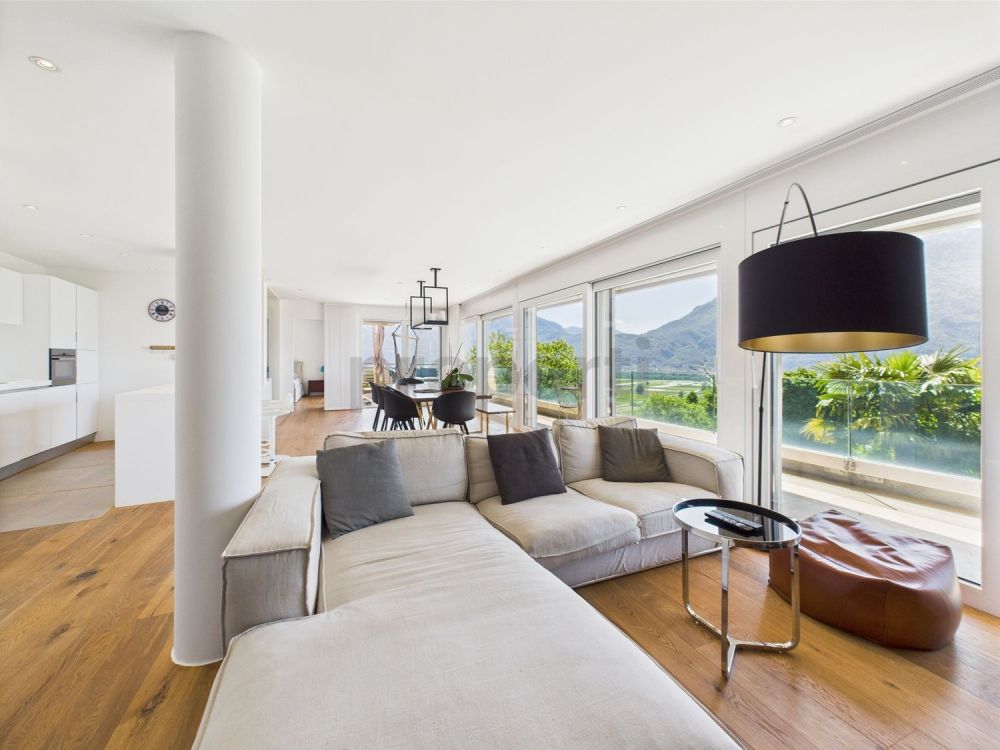 Esclusivo Appartamento con Vista lago Panoramica a Gordola - Image 3