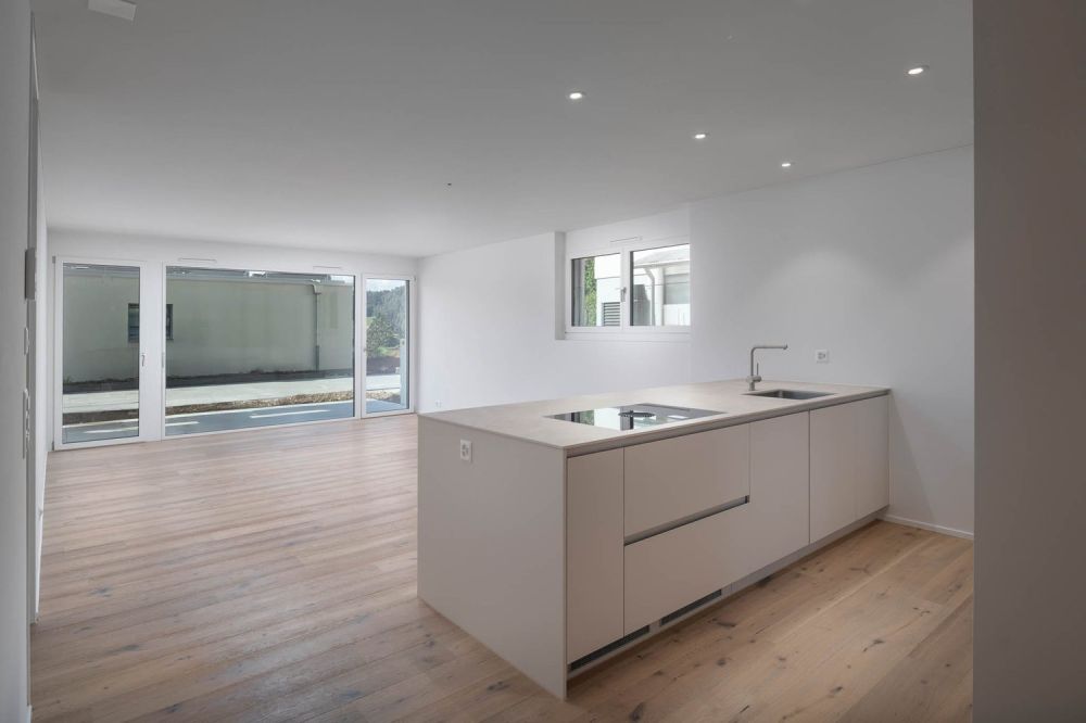 2.5-Zi.-Gartenwohnung (F1), Neubau mit Sitzplatz in Wald ZH -  Bild 1