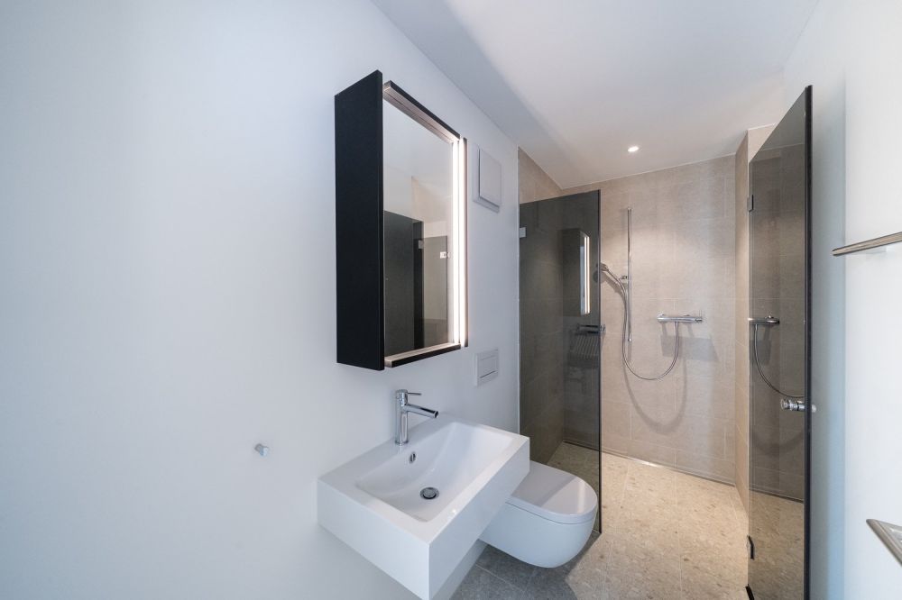 4.5-Zi. Etagenwohnung mit Sonnenterrasse und stilvollem Innenausbau - Bild 6