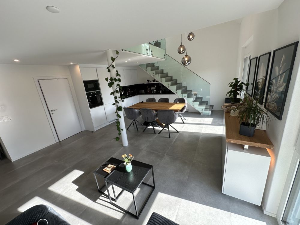 Moderne 2.5 Zimmer Dachwohnung mit Galerie -  Bild 3