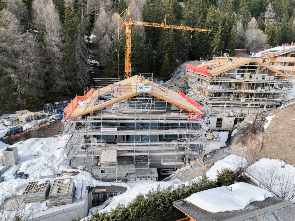 Superbe attique 4.5 pièces en résidence secondaire - Bild 12